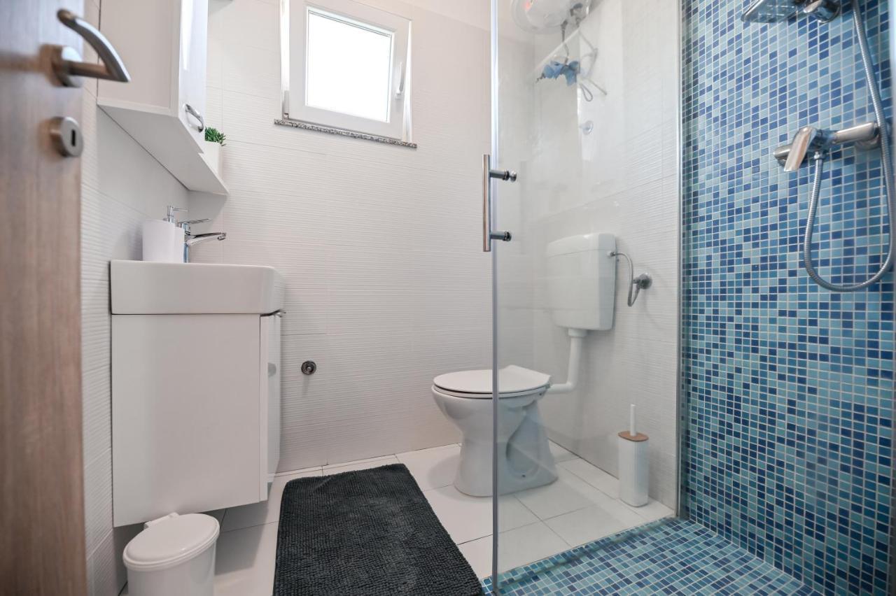 Remi Apartamento Sukošan Exterior foto