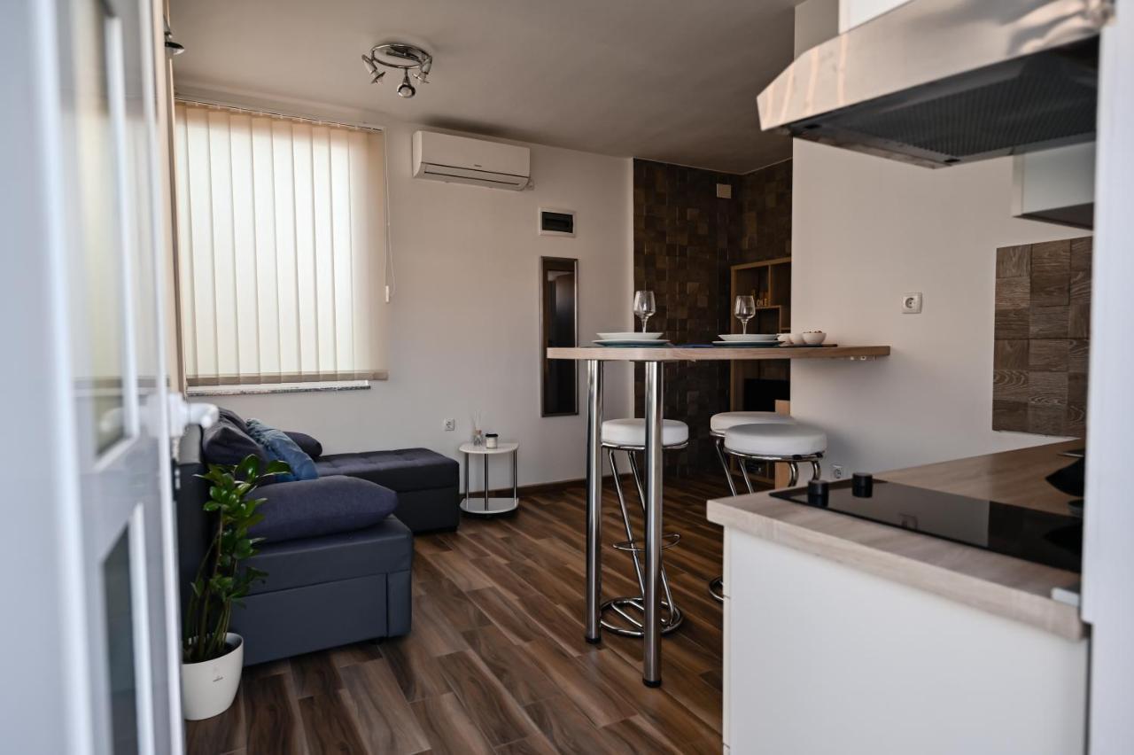Remi Apartamento Sukošan Exterior foto